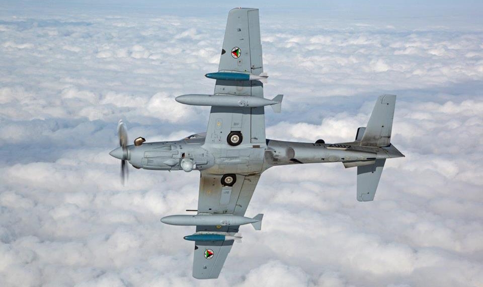 د هوايي ځواکونو یوه الوتکه