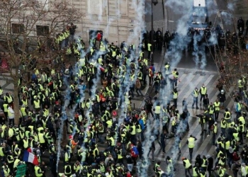 په فرانسه کې د ژیړ واسکټو لاریونونه