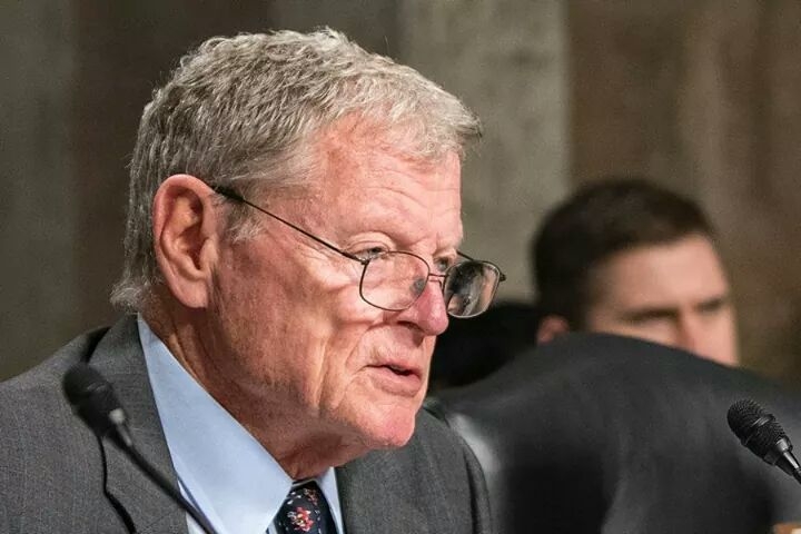 امریکایي سناتور جیمز انهافې