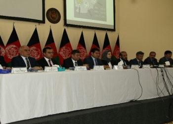 اشرف غني د ټاکنو کمیسیونونو مشران له دندو لرې،څارنوالۍ ممنوع الخروج کړل