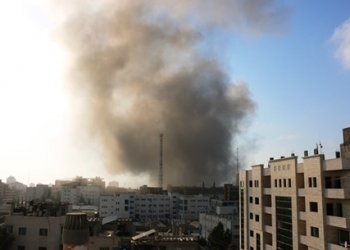 Image processed by CodeCarvings Piczard ### FREE Community Edition ### on 2018-07-14 15:44:01Z |  |