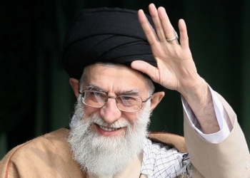 (FILES) File picture dated November 26, 2007 shows Iranian supreme leader Ayatollah Ali Khamenei waving as he attends a gathering of Basij militia forces in Tehran. Khamenei on February 26, 2008 hailed President Mahmoud Ahmadinejad's role in the "great success" of the nuclear programme, amid threats of new sanctions against Tehran. AFP PHOTO/ISNA/STR (Photo credit should read -/AFP/Getty Images)